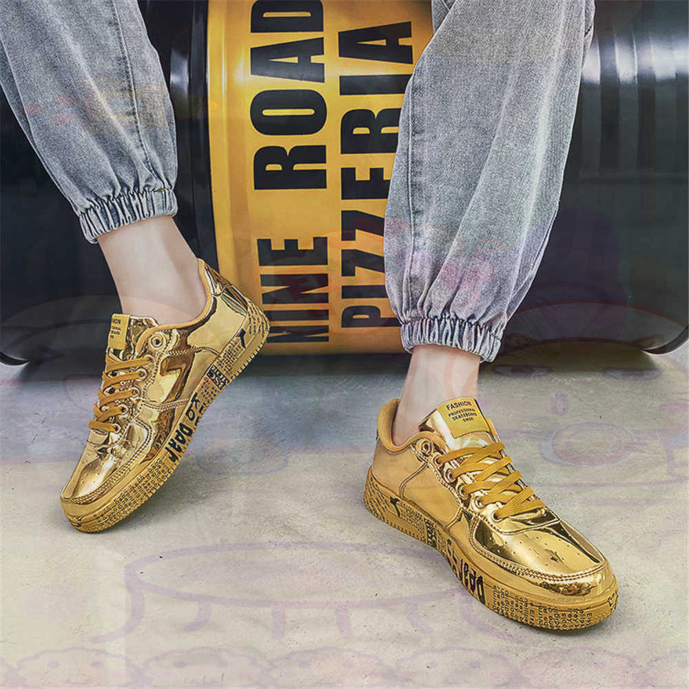 Vintage Collectibles Store - Piede rotondo Taglia 45 Sneakers Scarpe